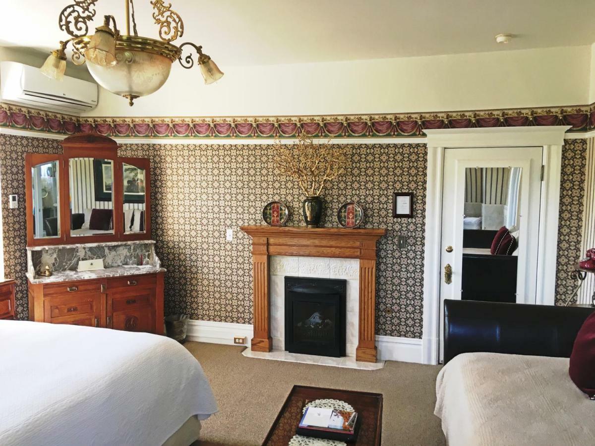 Churchill Manor Bed & Breakfast Napa